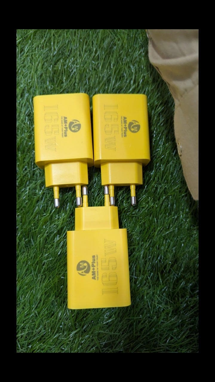 AM+ 165W Yellow Charging Adapter  – alternate view